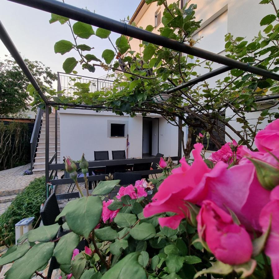 Dona Apartament